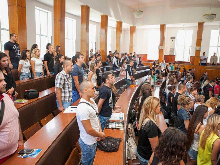 Стопанска академия посрещна новите първокурсници от задочна форма на обучение в ОКС „бакалавър”