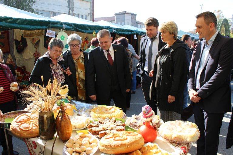 Общество | Подготвят седмо издание на фестивала на Житената питка в Стражица