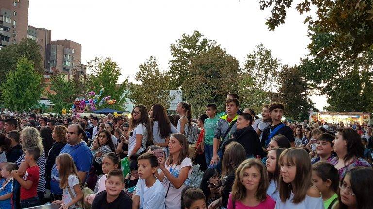 Концерт-спектакълът „Турнетооо“ пожъна невероятен успех сред младите хора в Свищов