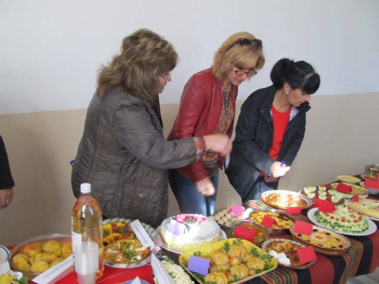 50 картофени ястия сготвиха за Четвъртия празник на картофа в Добри дял