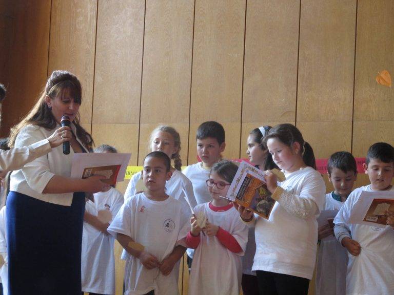 С различни инициативи протича Седмицата на четенето в Лясковец