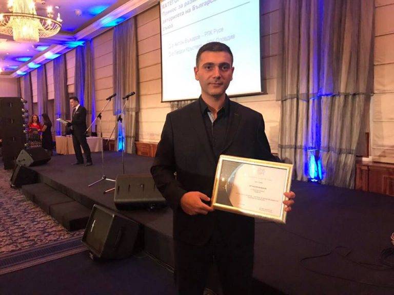 Горещи новини | Ортопедът  д-р Калоян Йорданов  заминава на  едномесечен стаж  в топ болница в  Германия