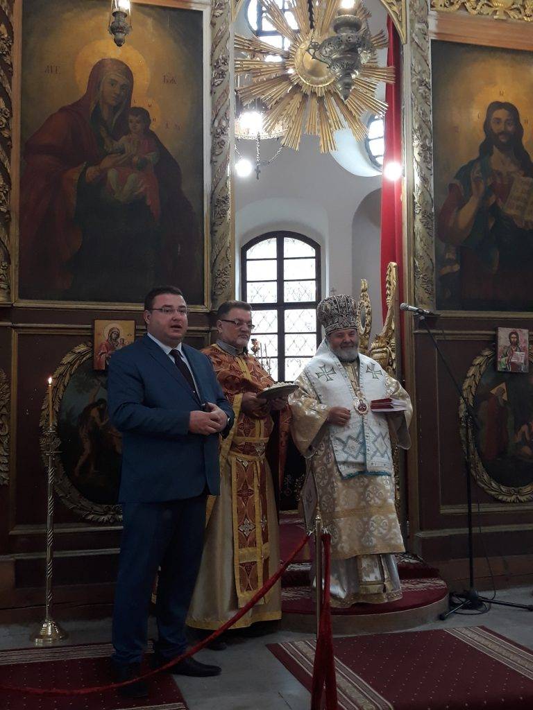 Митрополит Григорий благослови Свищов с „На многая лета“