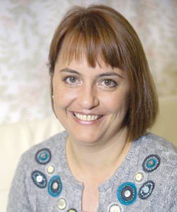 Здраве | Гергана Николова: “10,8 на сто от майките в Англия пушат, срещу шест пъти повече в България”