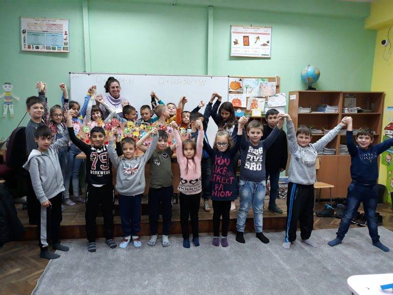 Деня на християнското семейство празнуваха в СУ “Д. Благоев” – Свищов