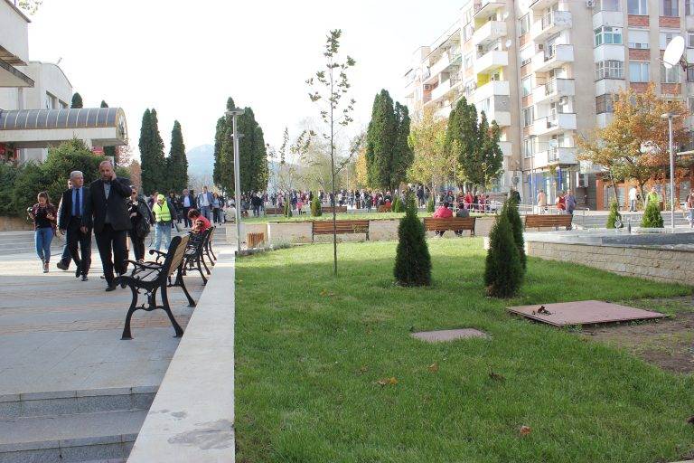 Откриха обновения площад в Г. Оряховица