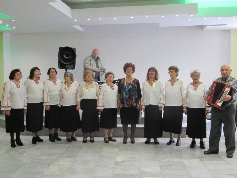 Две важни годишнини отпразнуваха пенсионерите от лясковския клуб „Зора”