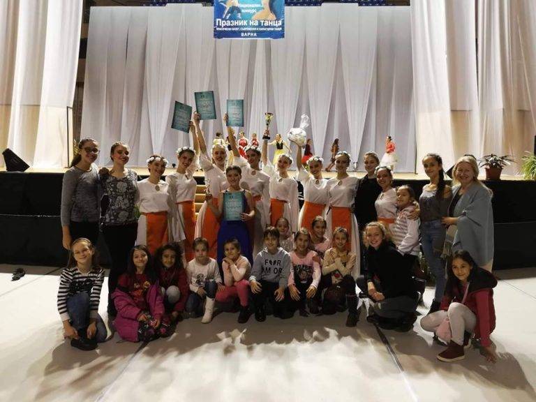Отлично представяне на лясковската Танцова школа в „Празник на танца” в морската столица
