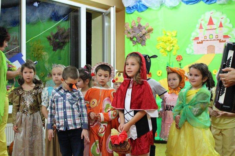 Лясковски деца от ДГ „Славейче” приключиха свой проект с весел карнавал