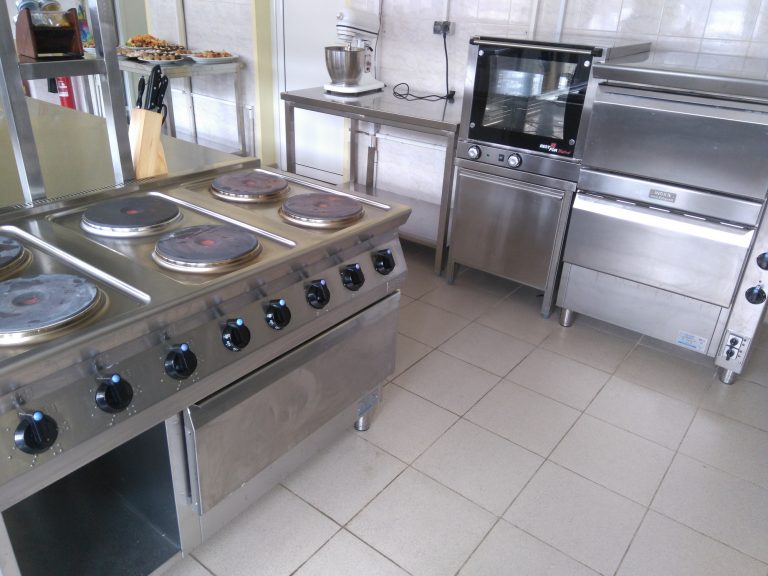 СПГ „Алеко Константинов“ работи в партньорство с бизнеса