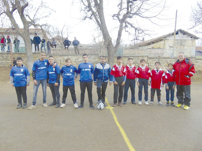 Павликени | Шест отбора в битки за купата на кмета на зимния турнир във Върбовка