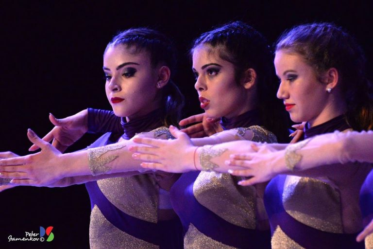 Балет „Калина“ с блестящо представяне в Mеждународен танцов шампионат