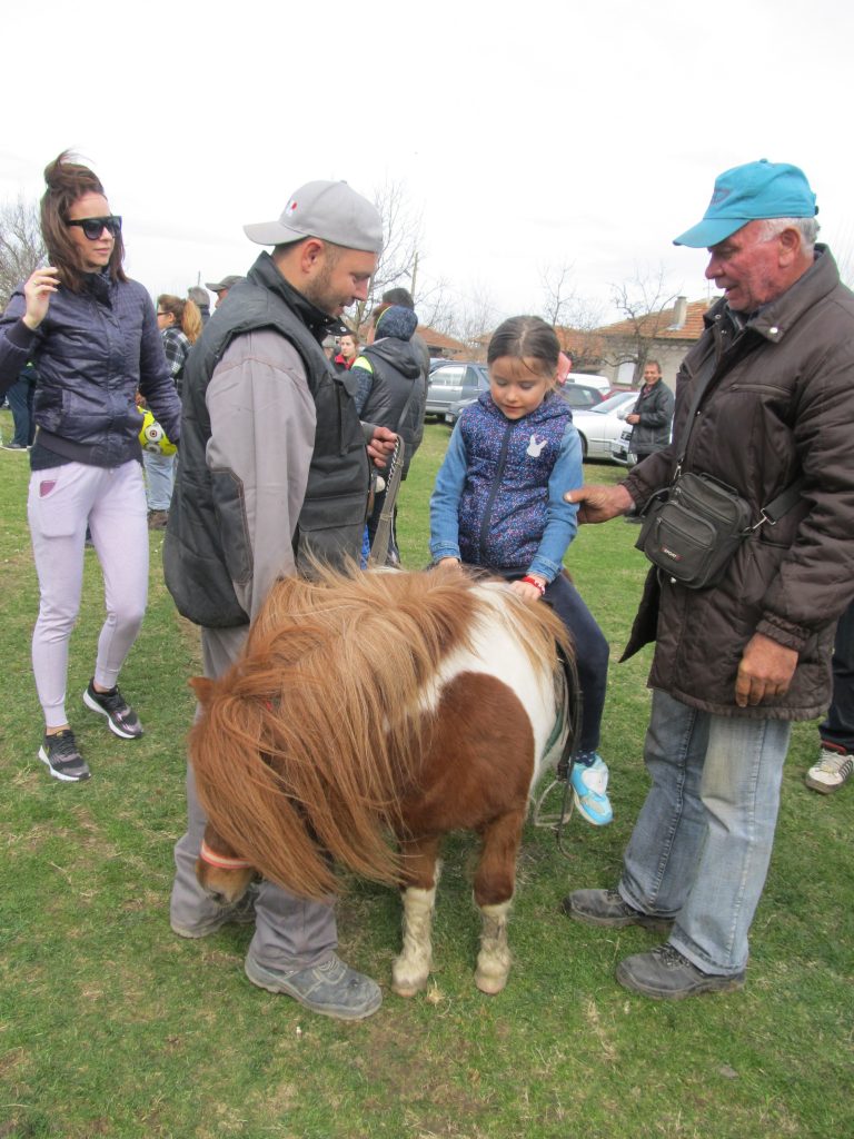 Тодоровден в лясковските села премина с кушии, веселие и много награди