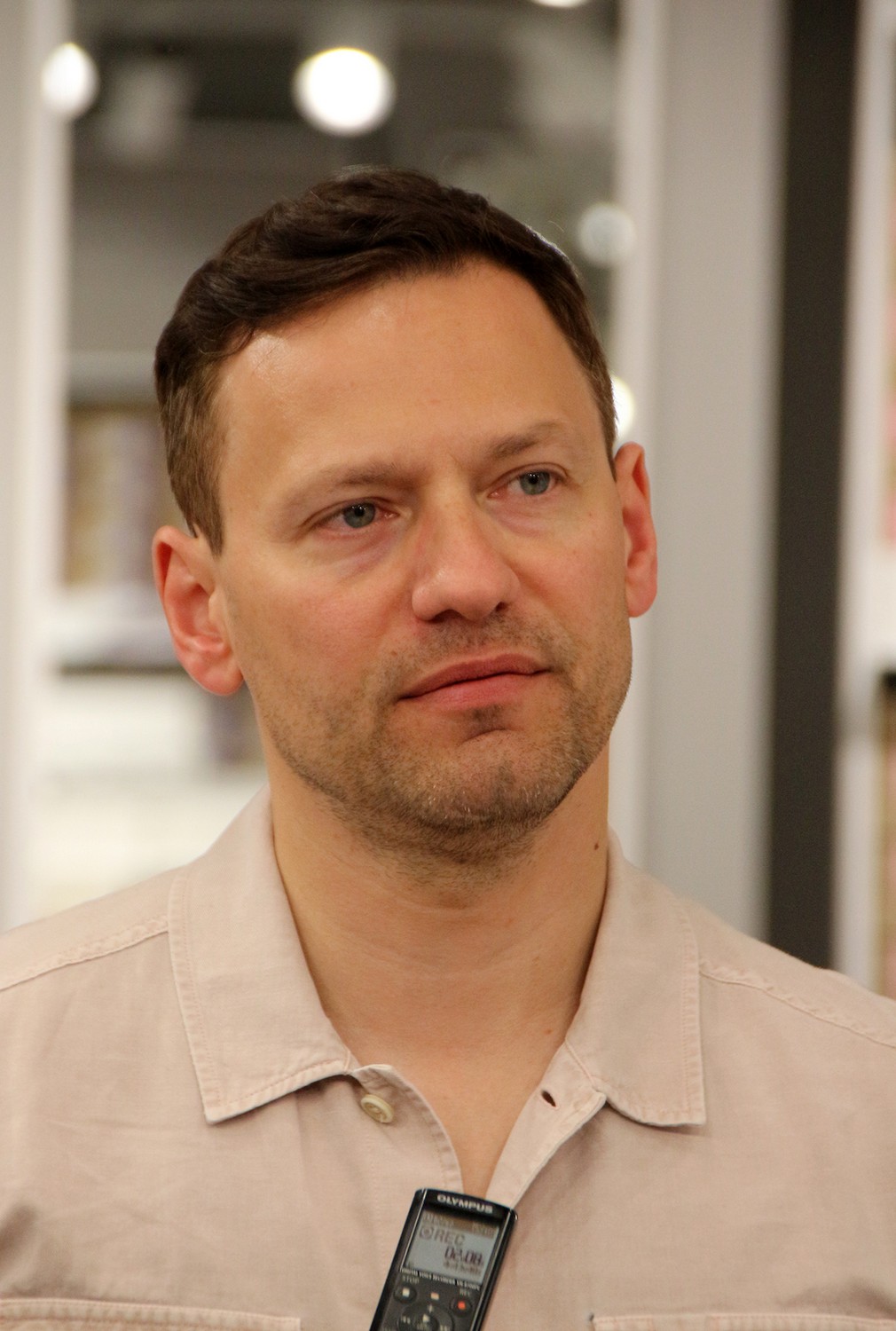 Орлин Павлов е станал спец в сменянето на памперси Янтра ДНЕС live