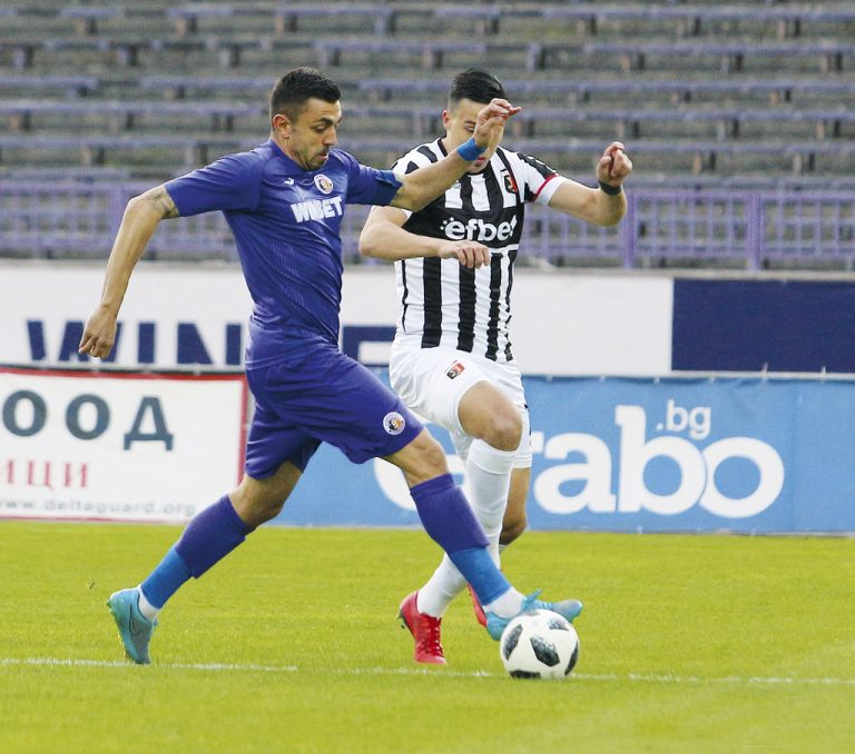 Ценен успех с 2:0 преди реванша