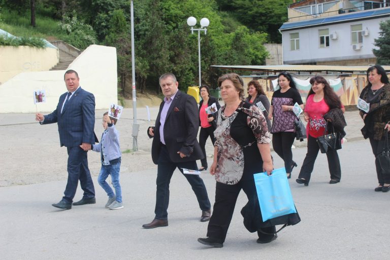 С шествие и концерт отбелязаха 24 май в Стражица