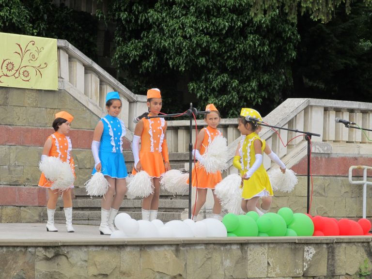 Учители и ученици в Лясковско отбелязаха Деня на Солунските братя