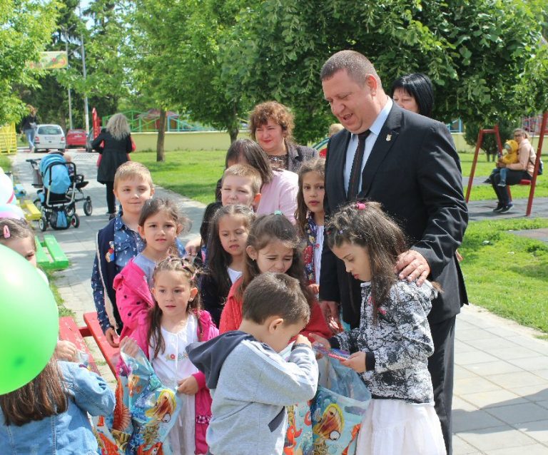 Започнаха дните, посветени на Ангел Каралийчев в Стражица