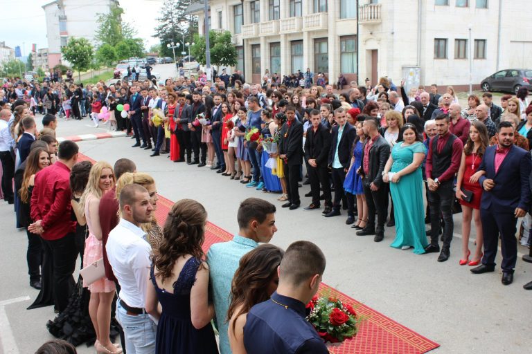 Стражица | Община Стражица тържествено изпрати Випуск 2019