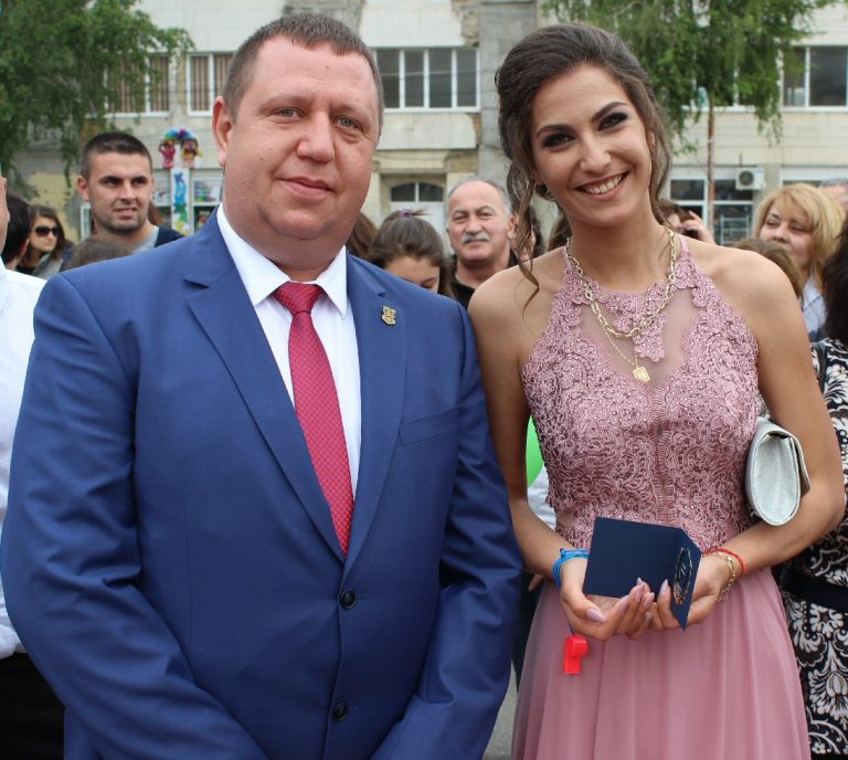 Община Стражица тържествено изпрати Випуск 2019