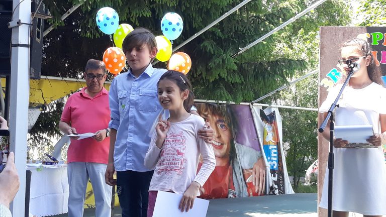 Наградиха участниците в конкурса за детска рисунка „Трите звездички“