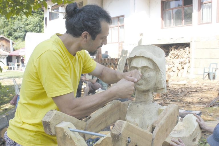 Куп нови забавления за малки и големи сътвориха студенти от ВТУ на Ксилифор
