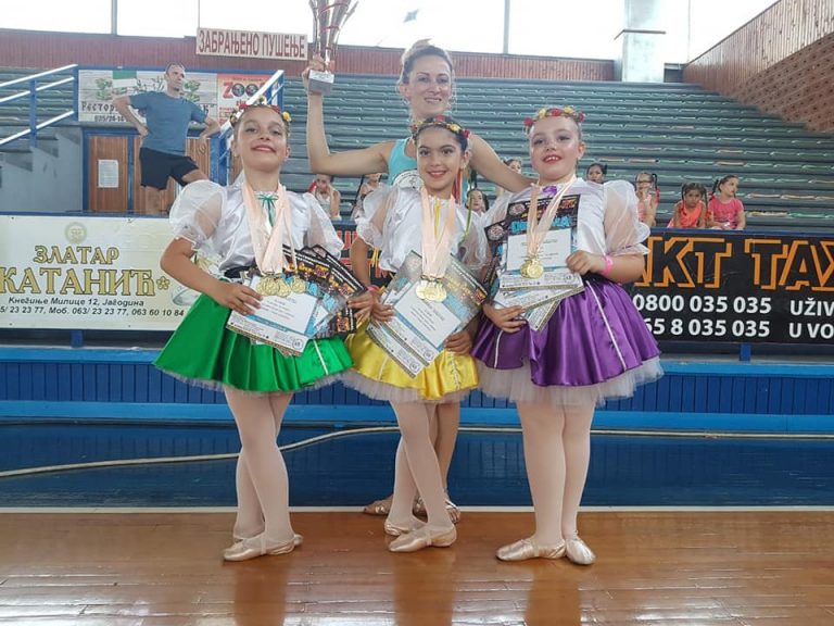 20 медала и две купи завоюва Балетна школа „Грация“ от международен фестивал в Сърбия
