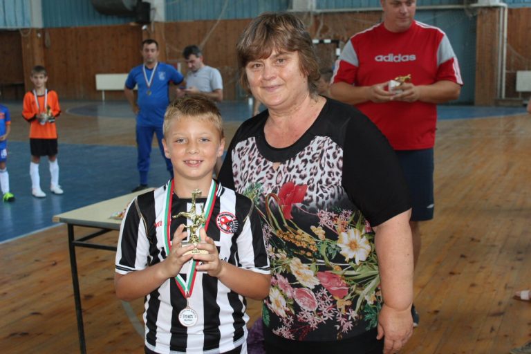 В Стражица се проведе детски футболен турнир „Купата на кмета”