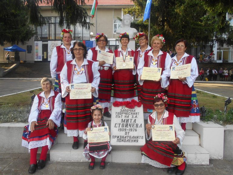 Три сребърни и пет златни медала за певиците от община Лясковец на „Авлига пее”