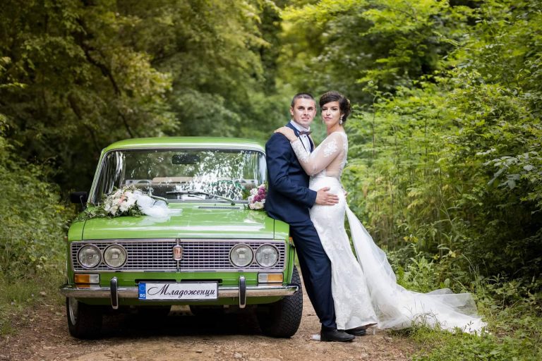 Младоженци дариха апаратура и  консумативи на Неонаталогията