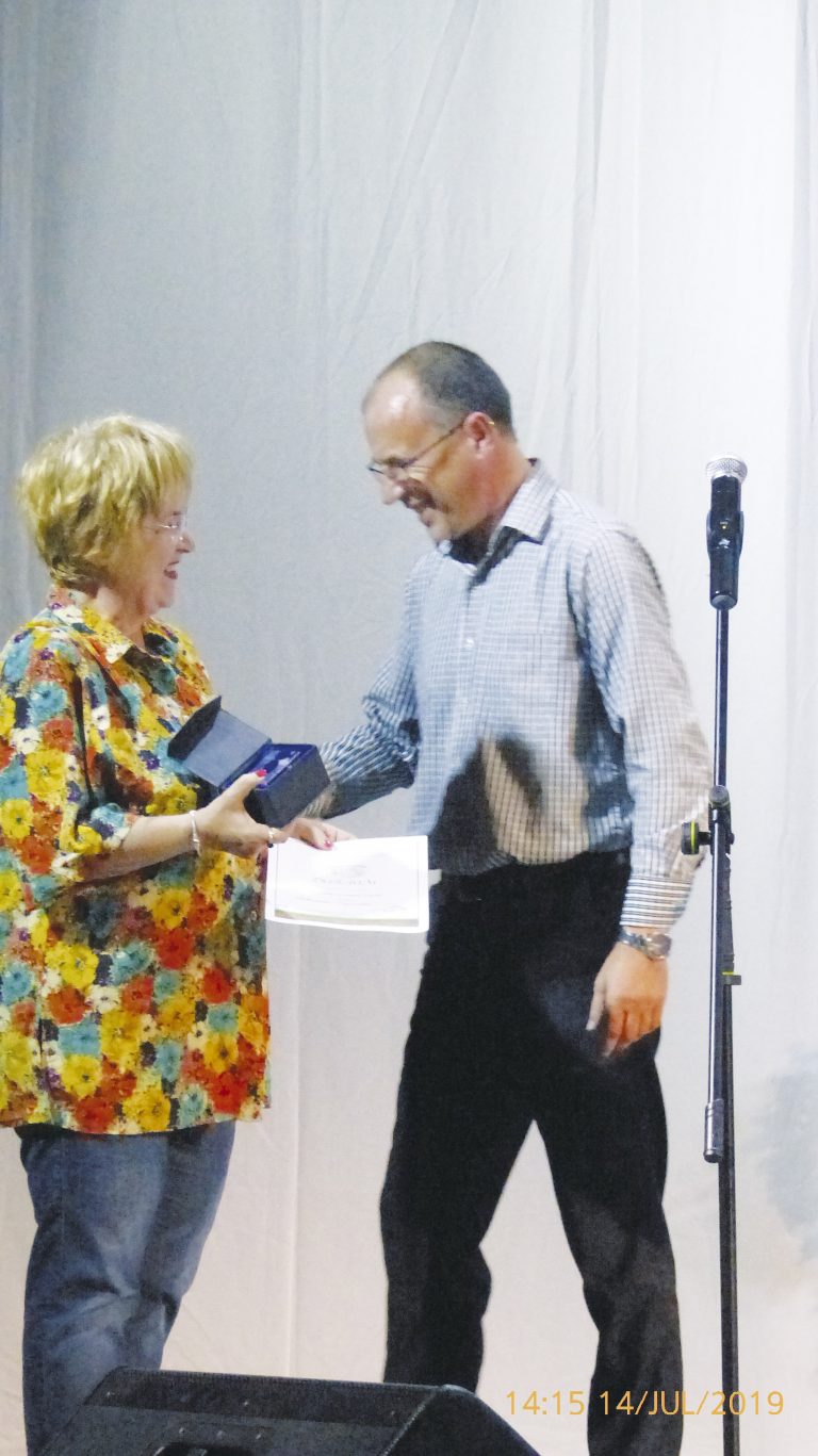 Свищовски таланти завоюваха куп награди от конкурс в Карлово