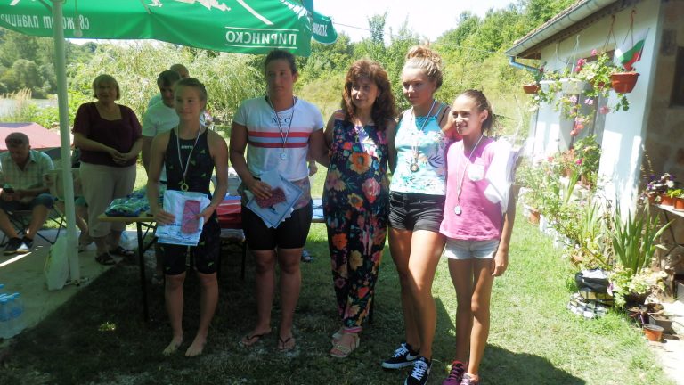 47 плувци се състезаваха край Лясковец в Пети маратон на името на Добри Динев