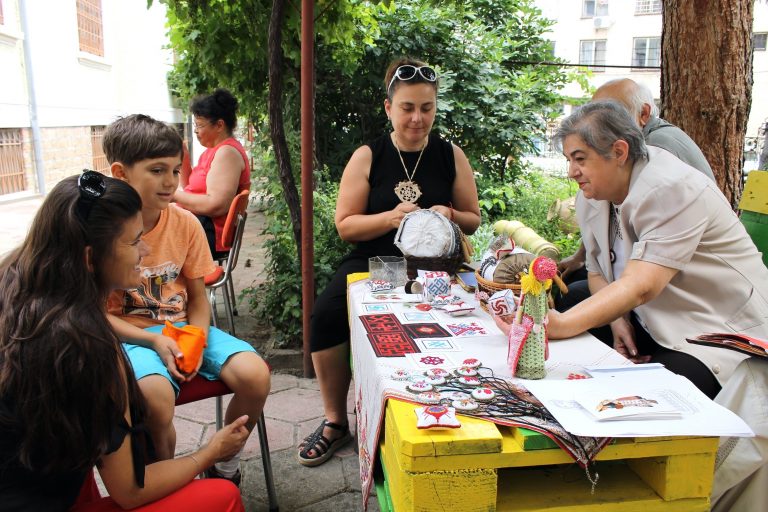 Горна Оряховица | Ателиета по българска шевица и  дантела правят в музея в Г. Оряховица