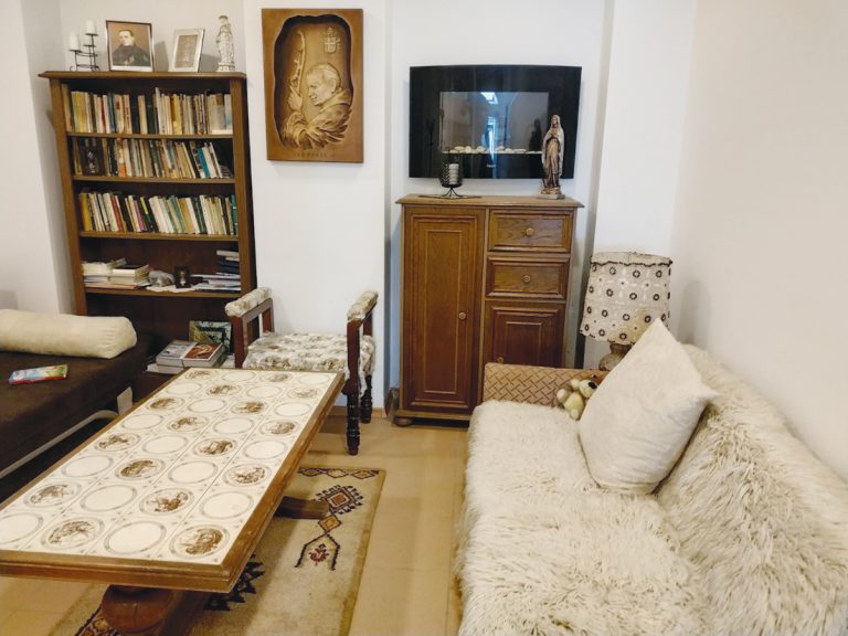 Горещи новини | Георги от В.Търново вече 30 години води неравна битка  с “Цар Алкохол”