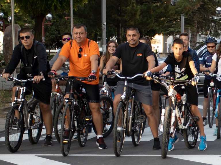 Павликени | Инж. Емануил Манолов даде началото на велопоход в Павликени