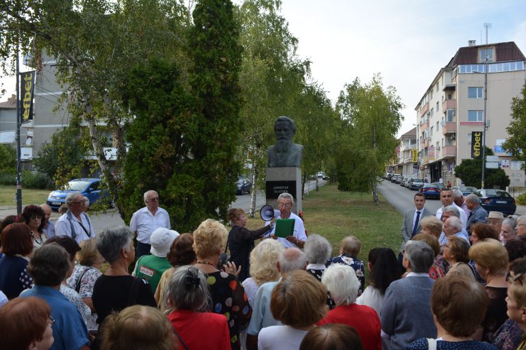 Горна Оряховица | Социалистите в Горна Оряховица почетоха 9 септември