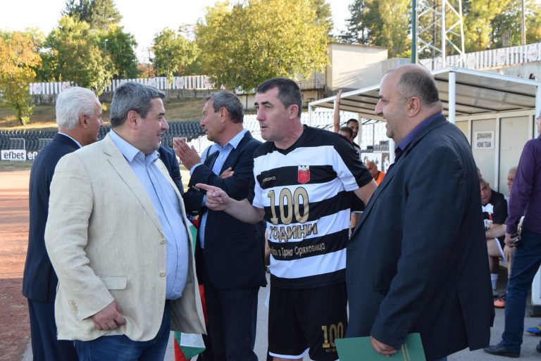 БФС удостои с почетен плакет инж. Добромир Добрев за приноса му в развитието на футбола