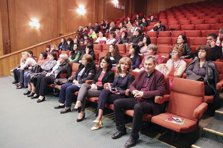 Здраве | Изследват кръвната захар на  1200 ученици от 1 до 3 клас