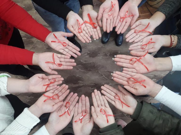 Образователни медиатори към ,,Амалипе“ ще отбележат 1-ви декември – Световния ден за борба със СПИН