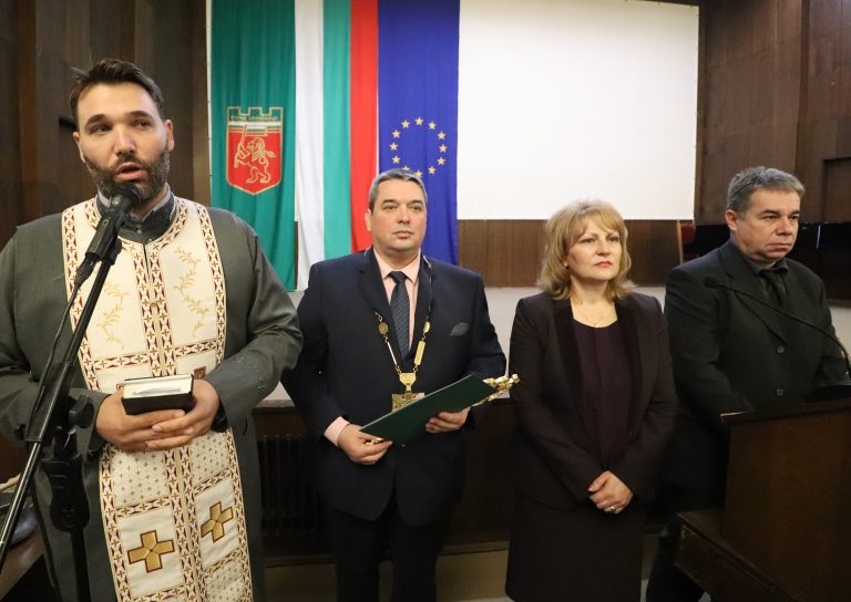 Издателят Димитър Николов оглави  Общинския съвет в Горна Оряховица