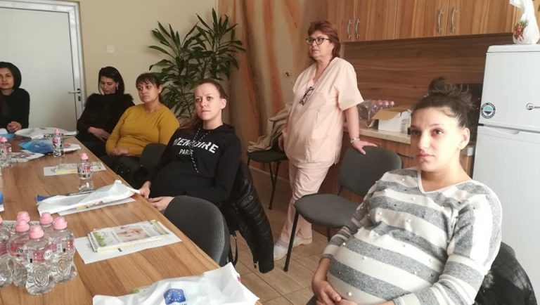 Горнооряховската болница обучава бъдещи родилки