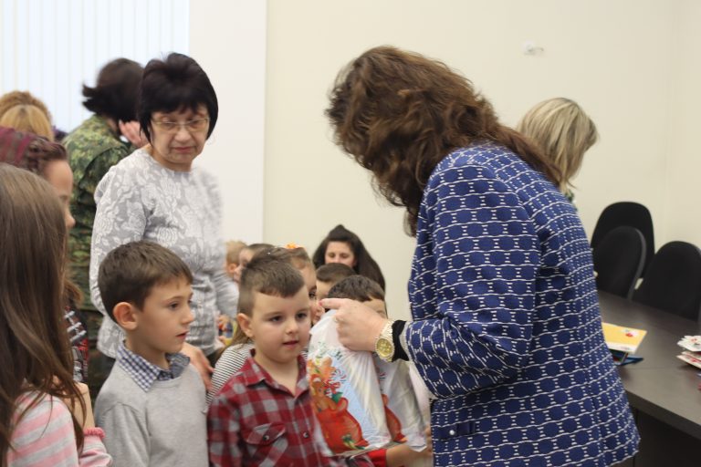 Община Лясковец проведе дванадесети поред конкурс за най-красива коледна честитка