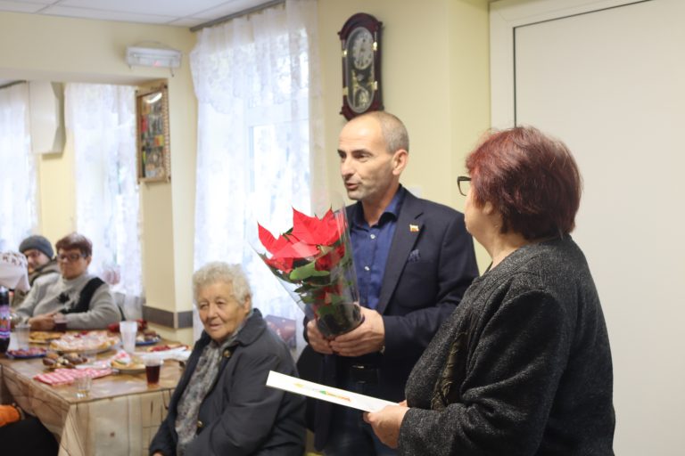 Пенсионерите в Добри дял имат обновен клуб