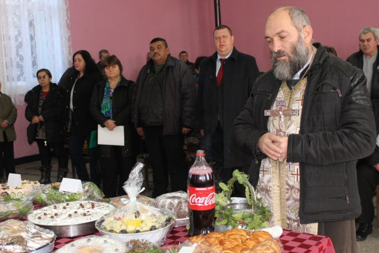 Стражица | С рибен курбан и кулинарен конкурс в община Стражица отбелязаха Никулден