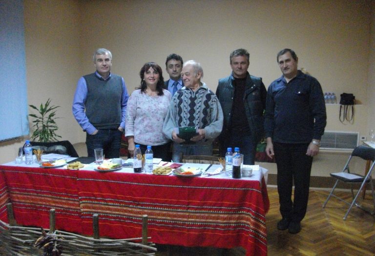 С винени конкурси, с фолклорни концерти и със зарязване бе отбелязан празникът Трифон Зарезан в община Лясковец