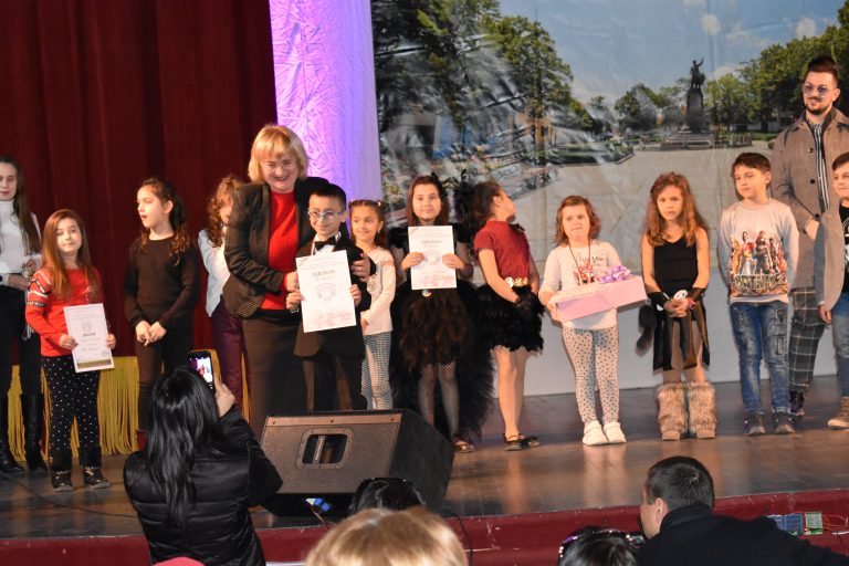 Музикална школа “Елита” с награди от “Песенна палитра” – Карлово