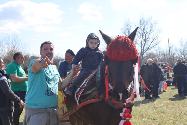 В три лясковски села имаше надпревари за Конския Великден