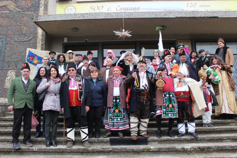 Общество | Мъжка сватба вдигнаха в Сушица