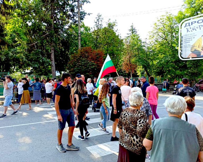 Борбата срещу безводието в Караисен продължава