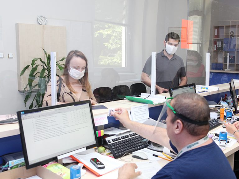 Общество | Стопанската академия в Свищов отново реализира 100 % утвърдения държавен план-прием